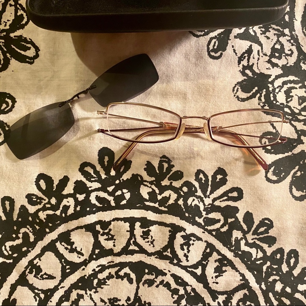 Tak2mi Glasses Frames w/ Clip-on Sunglasses & Case